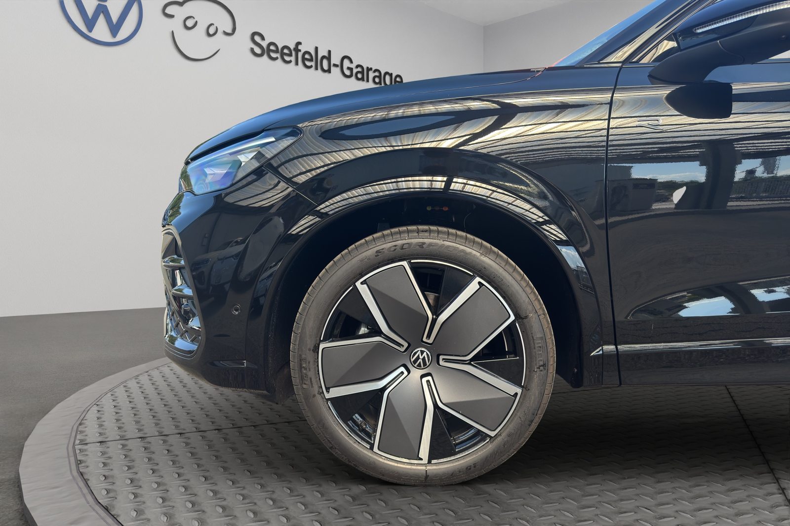 VW Tiguan R-Line, Benzin, Neuwagen, Automatik - 6