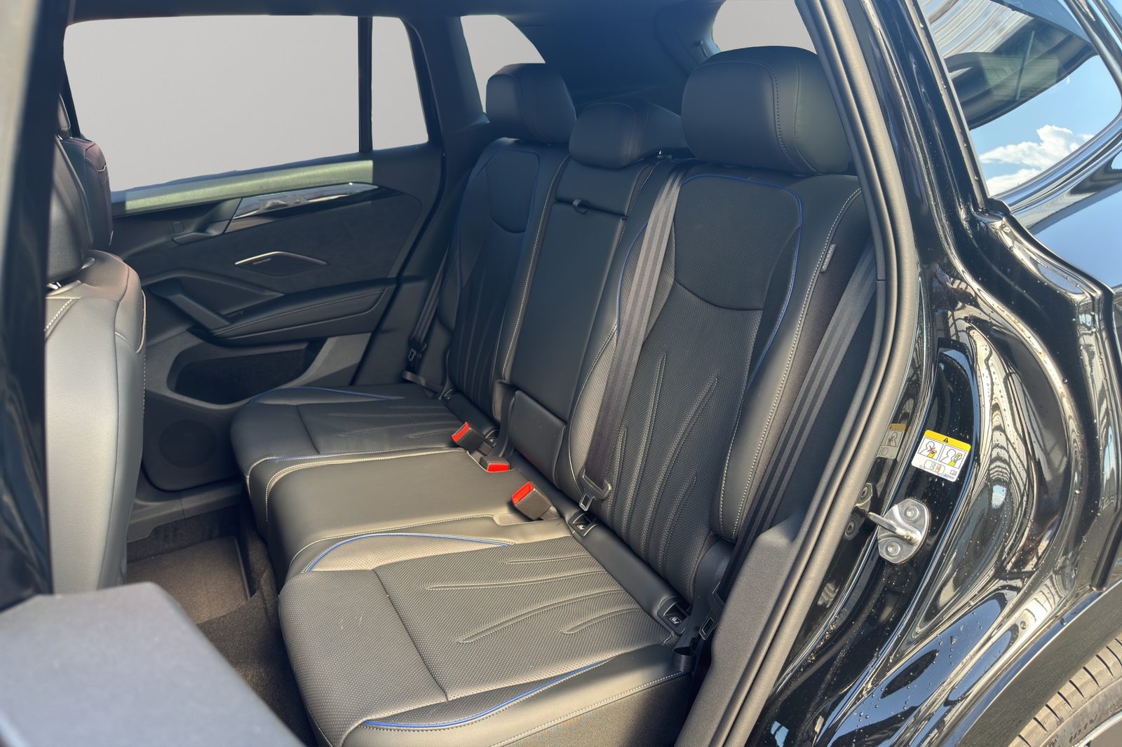 VW Tiguan R-Line, Benzin, Neuwagen, Automatik - 7