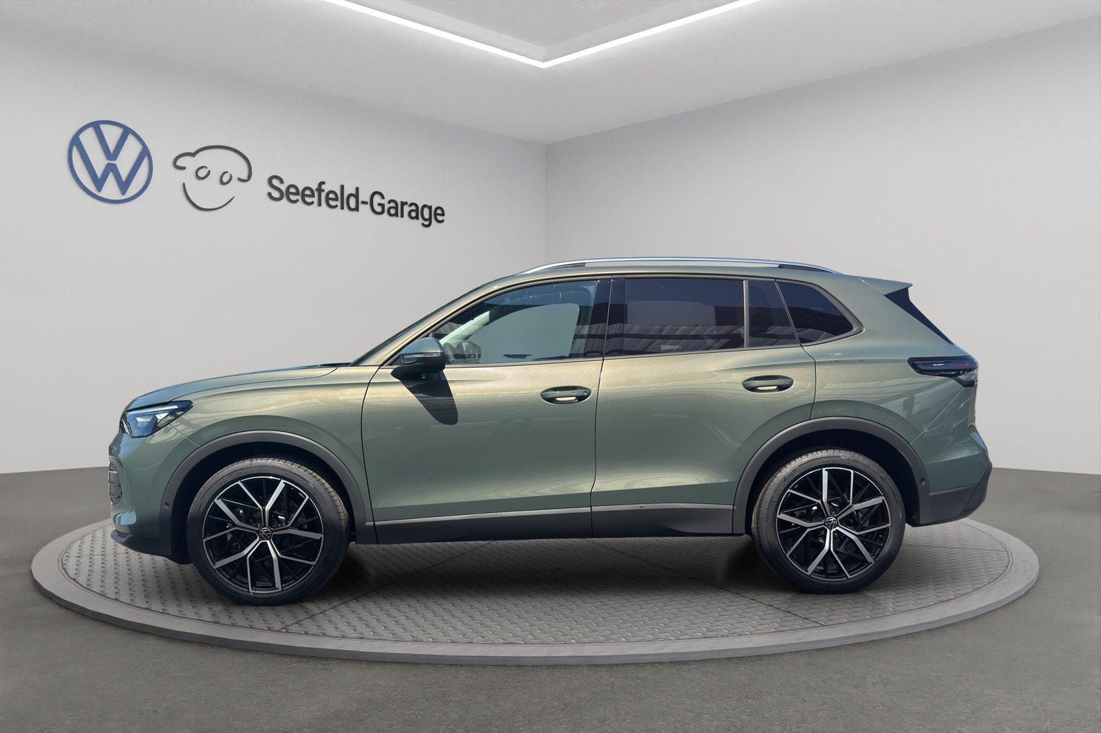VW Tiguan UNITED, Benzin, Neuwagen, Automatik - 3