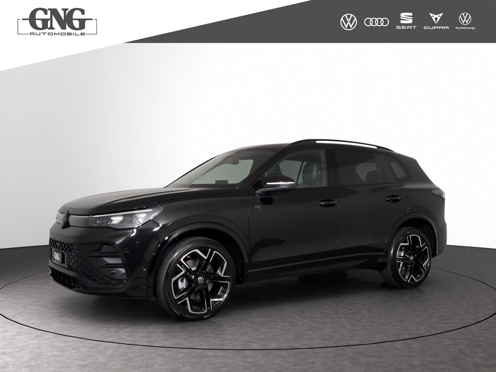 VW Tiguan R-Line Plus