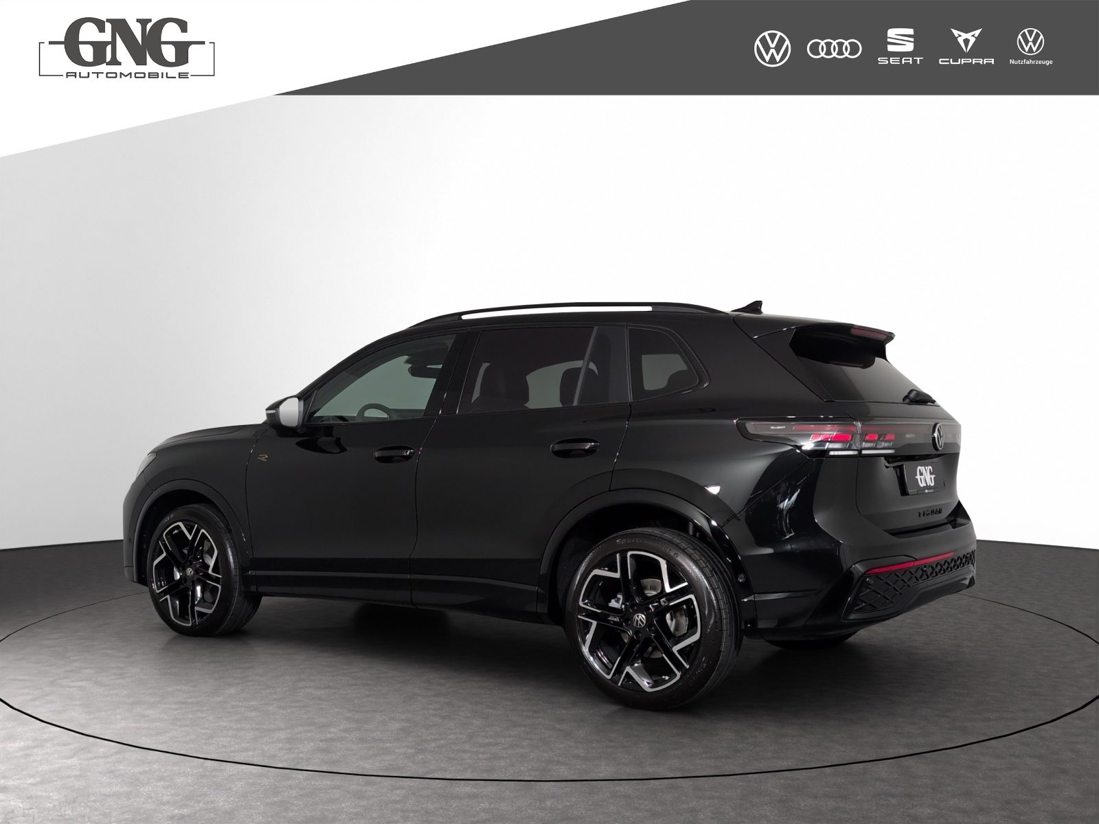 VW Tiguan R-Line Plus, Petrol, New car, Automatic - 2