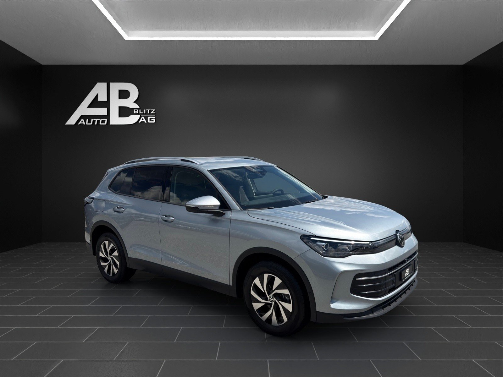 VW Tiguan 1.5 TSI evo2 mHEV Life DSG mit 150 PS, Hybride Leggero Benzina/Elettrica, Auto nuove, Automatico - 6
