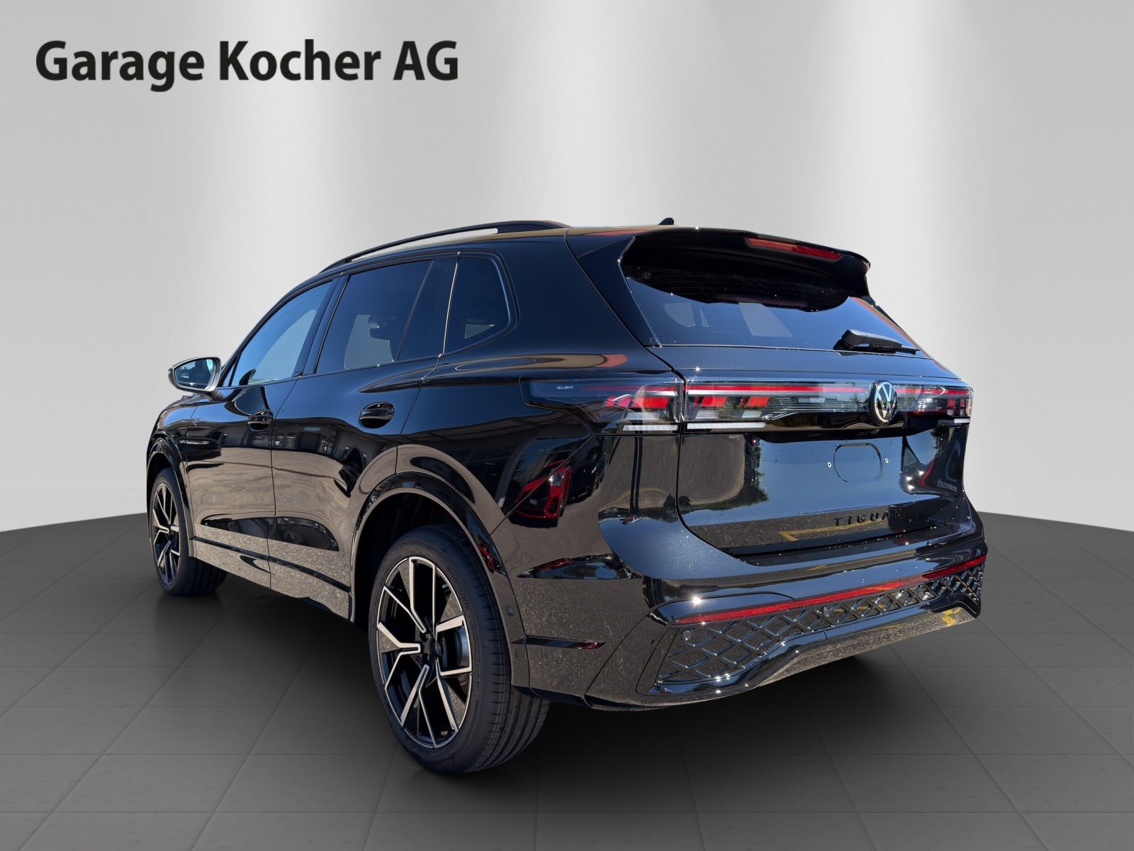 VW Tiguan R-Line UNITED, Benzina, Auto nuove, Automatico - 5