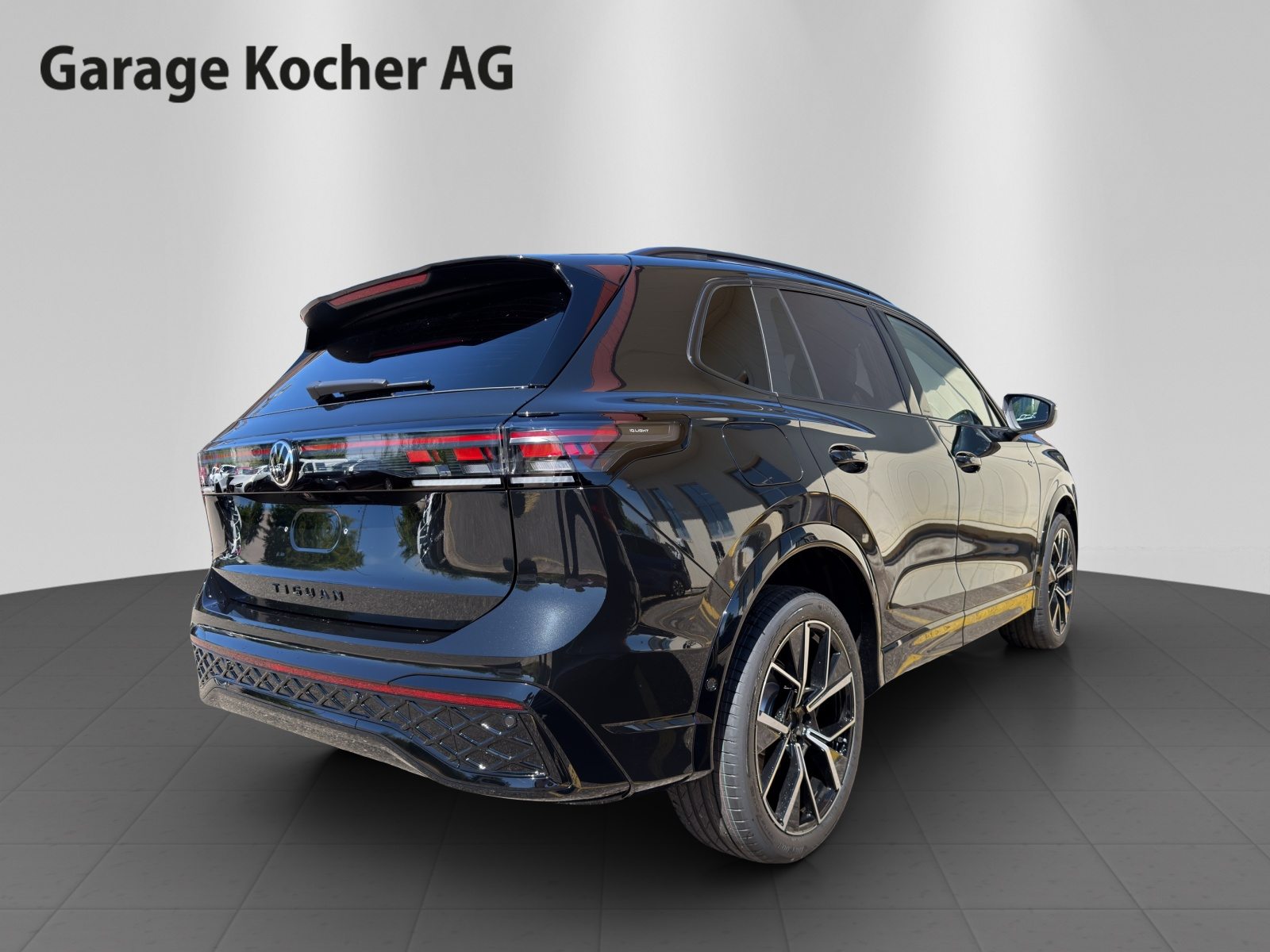 VW Tiguan R-Line UNITED, Benzina, Auto nuove, Automatico - 6