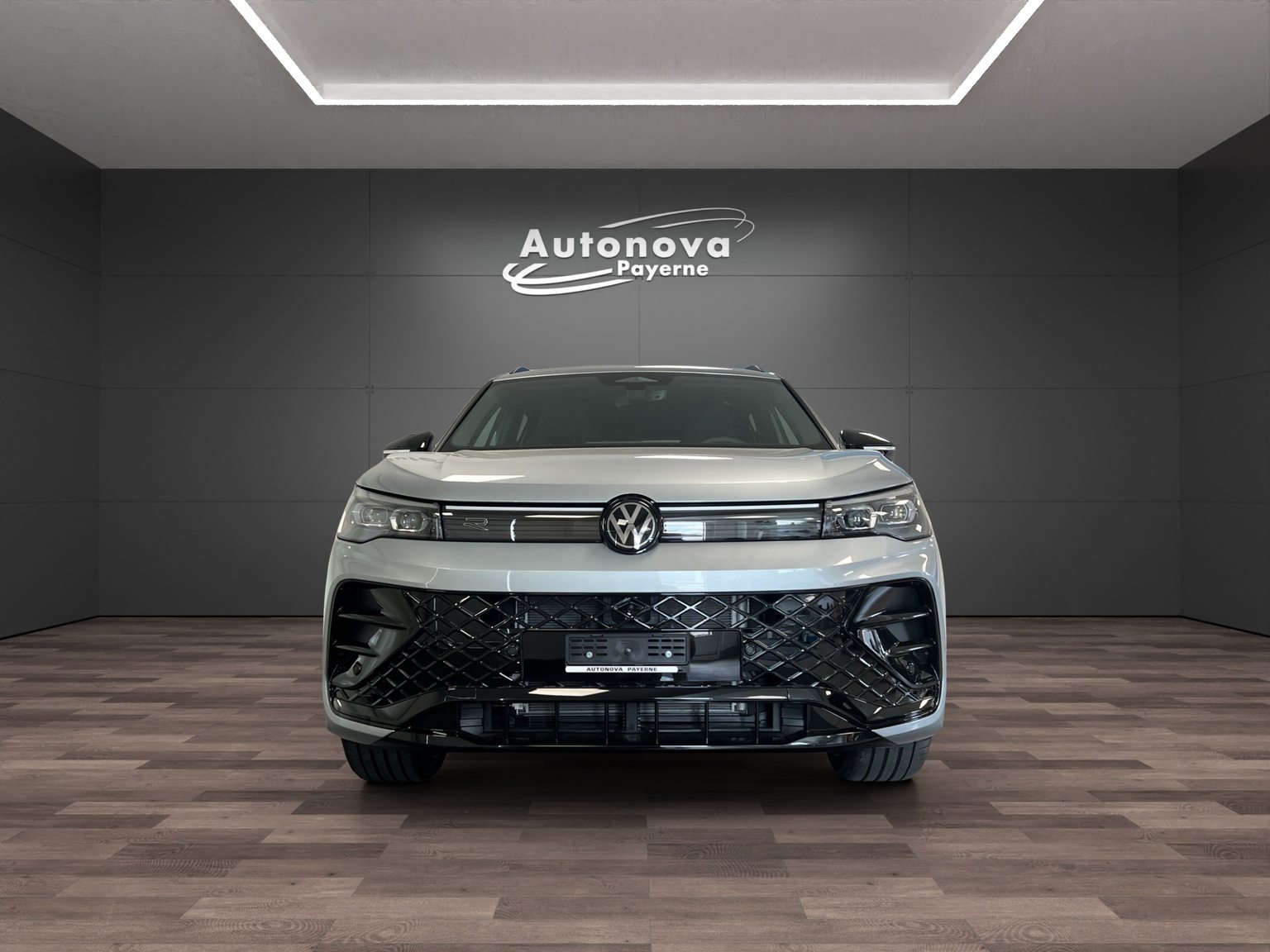 VW Tiguan R-Line, Hybride Integrale Benzina/Elettrica, Auto nuove, Automatico - 2