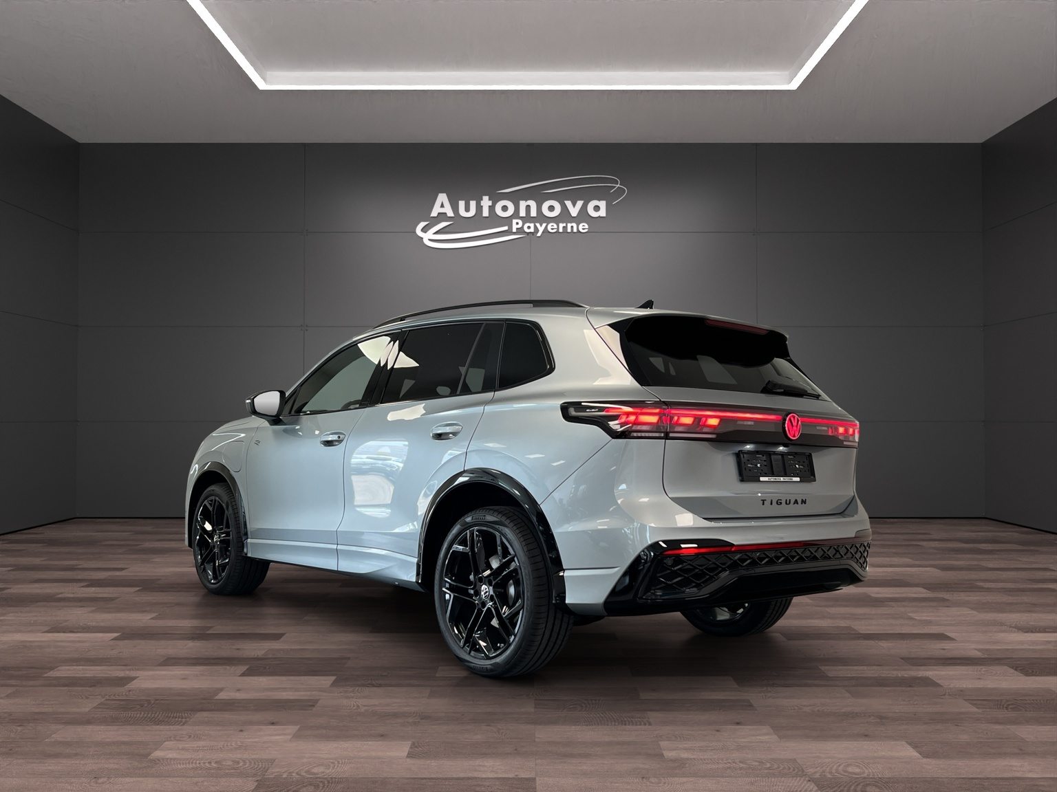 VW Tiguan R-Line, Hybride Integrale Benzina/Elettrica, Auto nuove, Automatico - 4