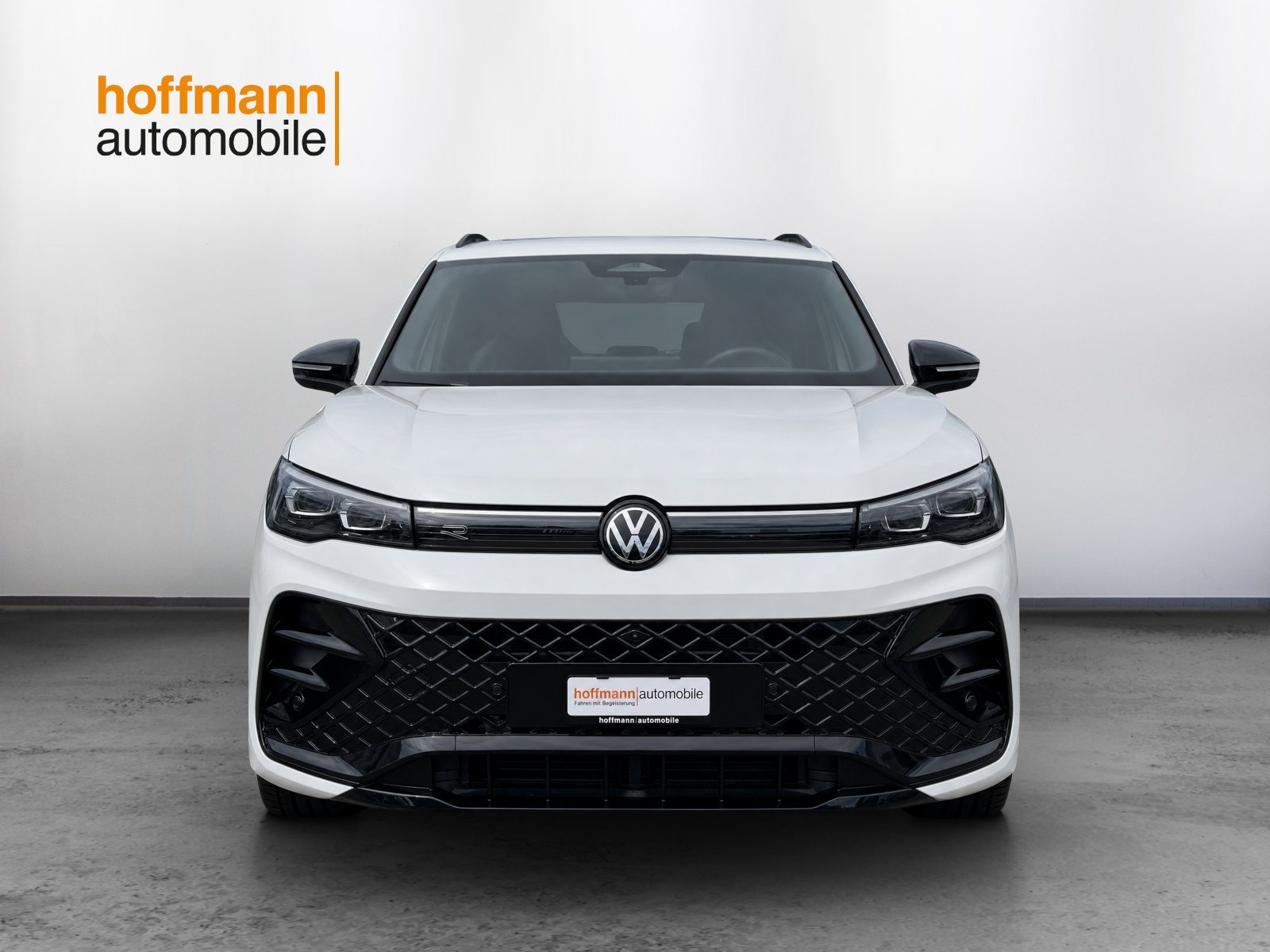 VW Tiguan R-Line UNITED, Voll-Hybrid Benzin/Elektro, Neuwagen, Automatik - 2