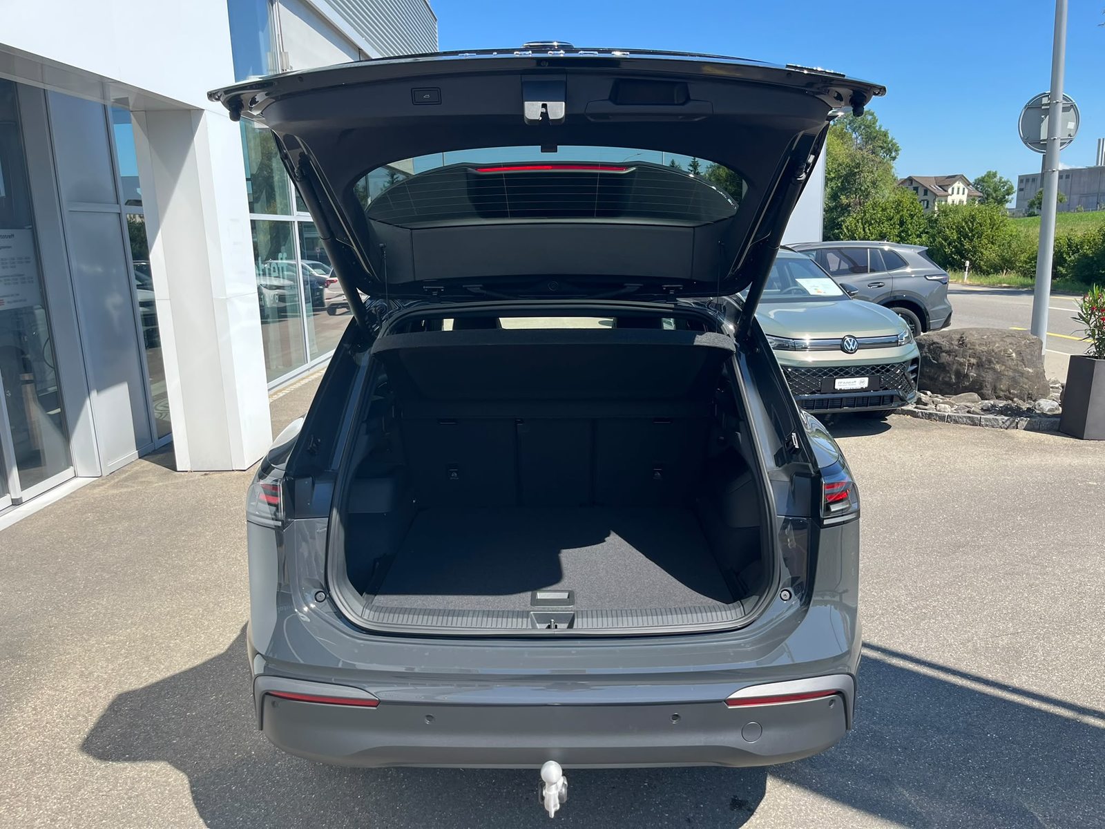 VW Tiguan Life UNITED, Benzin, Neuwagen, Automatik - 5