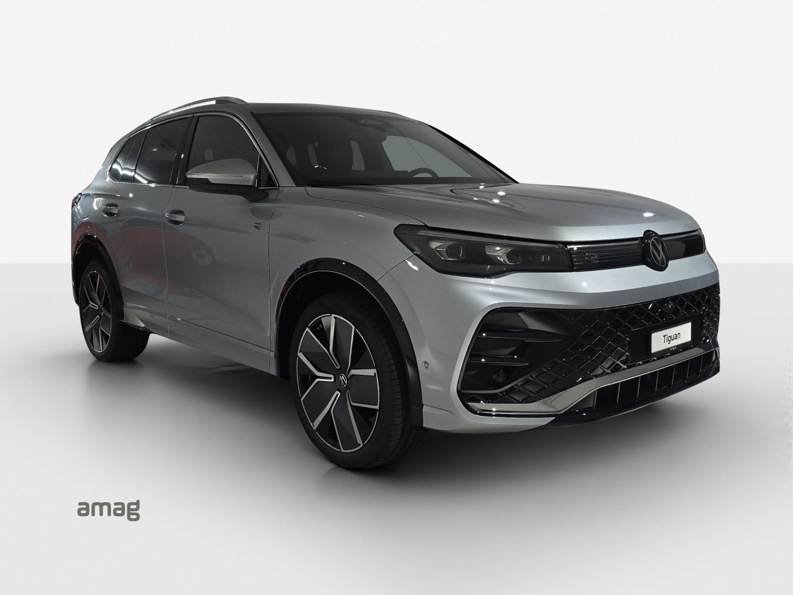 VW Tiguan R-Line UNITED, Petrol, New car, Automatic - 6