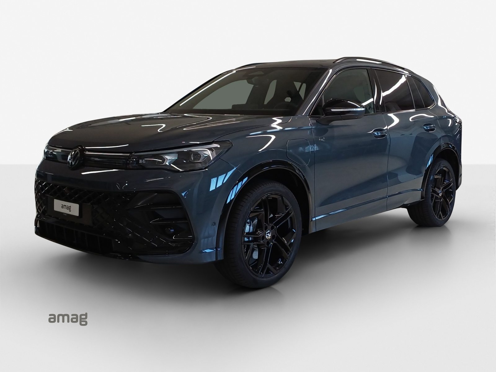VW Tiguan R-Line