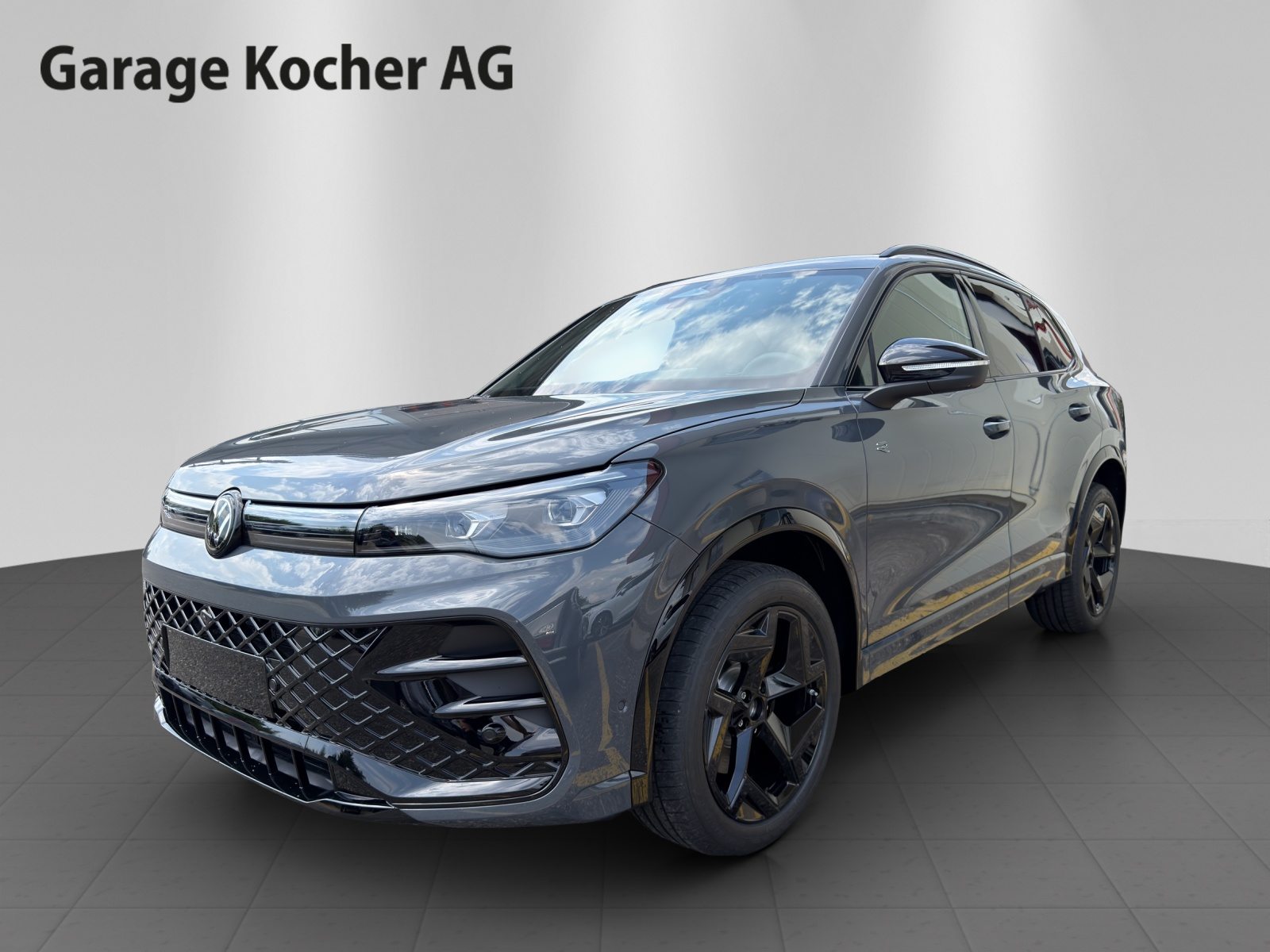 VW Tiguan R-Line