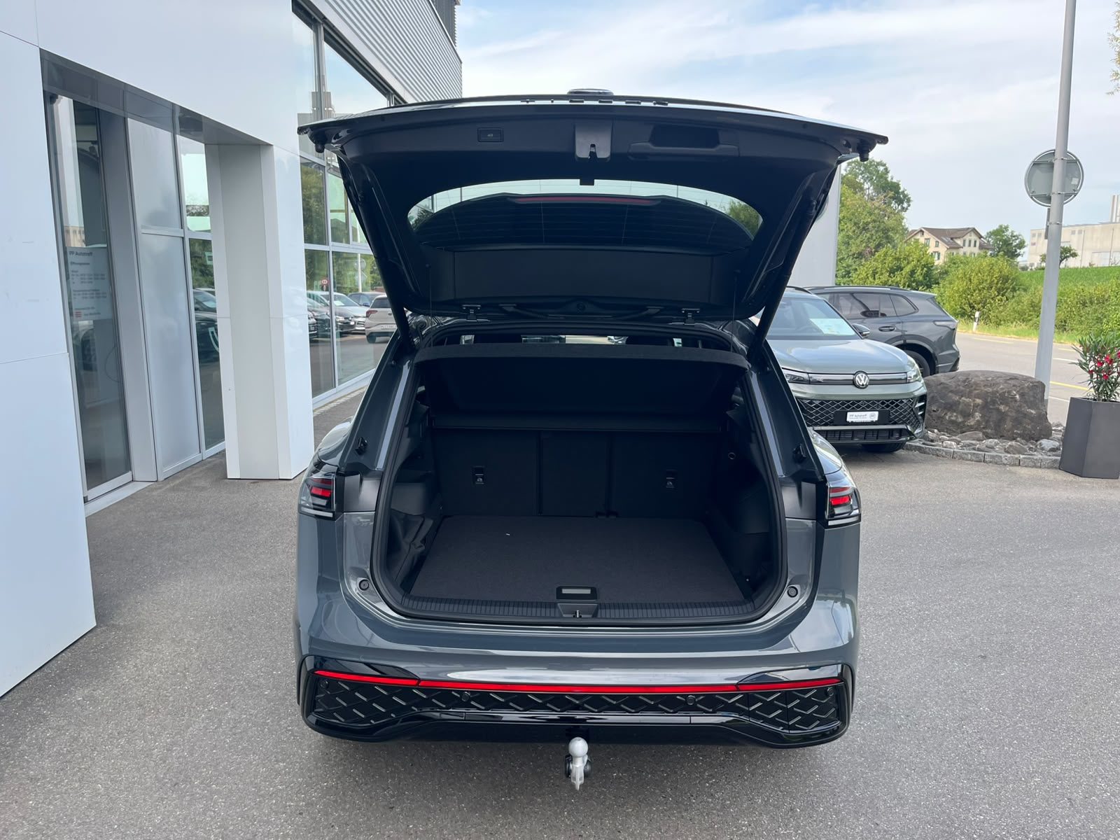 VW Tiguan R-Line, Diesel, Voiture nouvelle, Automatique - 5