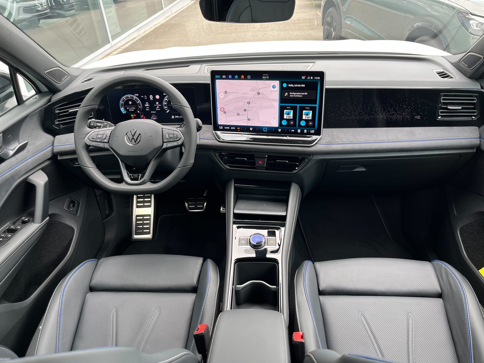 VW Tiguan R-Line Plus, Benzin, Neuwagen, Automatik - 4