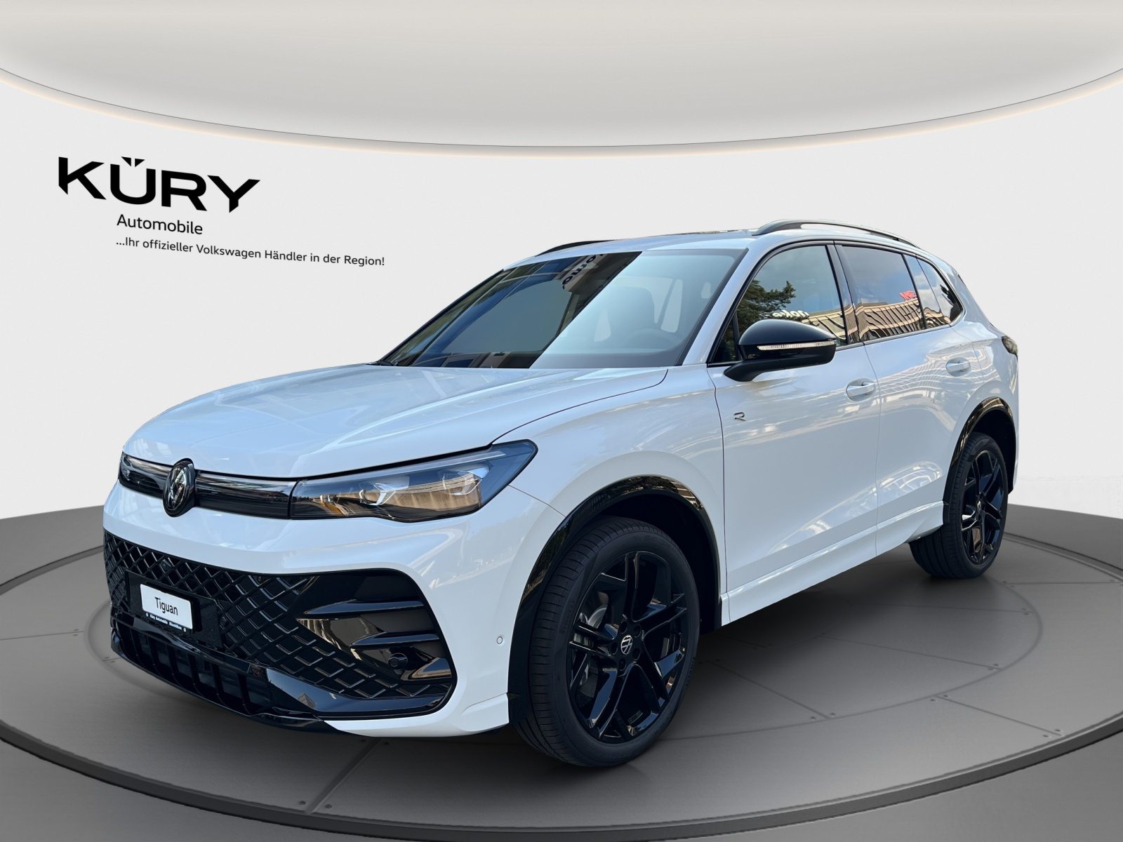 VW Tiguan R-Line