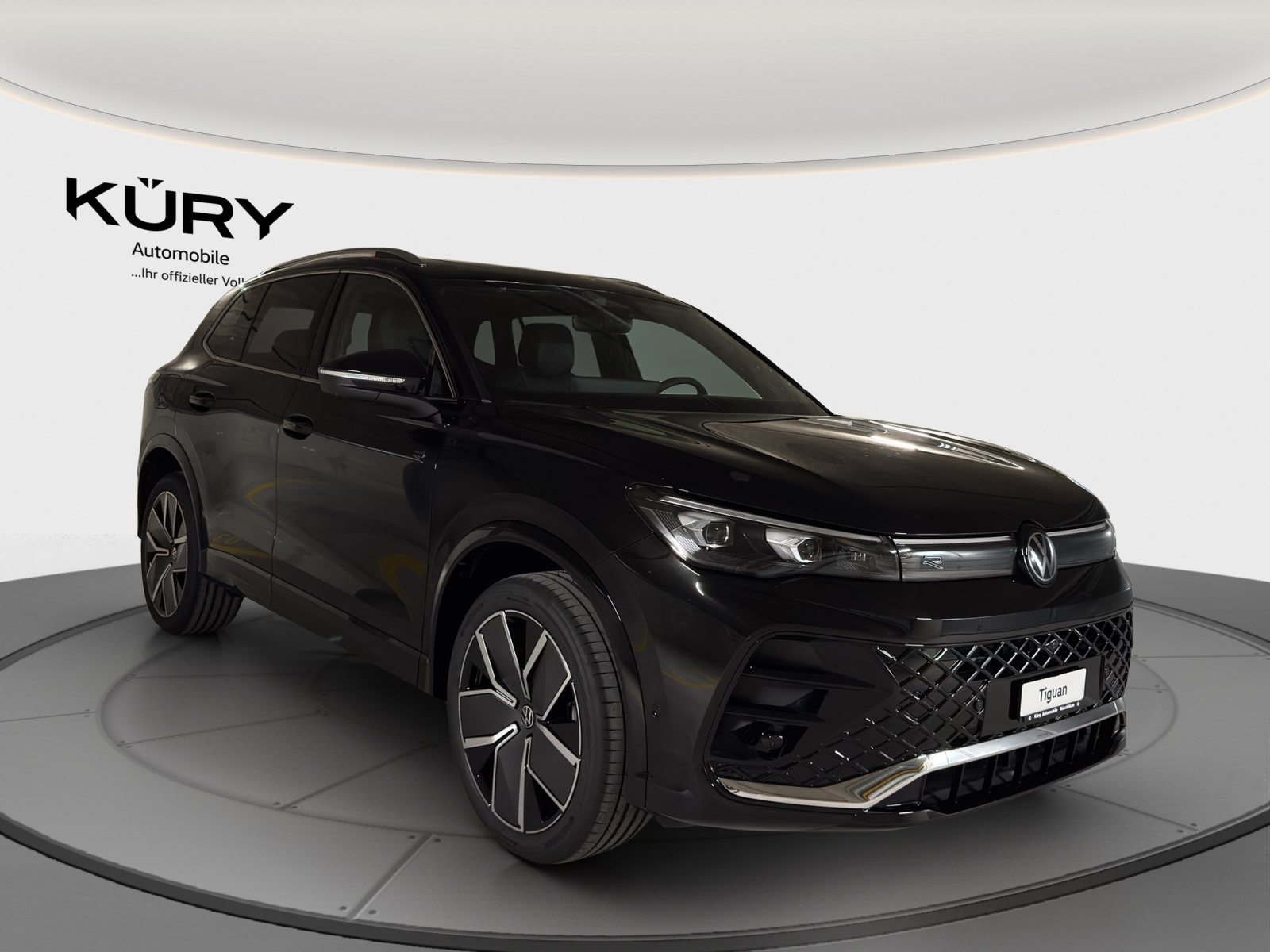 VW Tiguan R-Line, Full-Hybrid Petrol/Electric, New car, Automatic - 3
