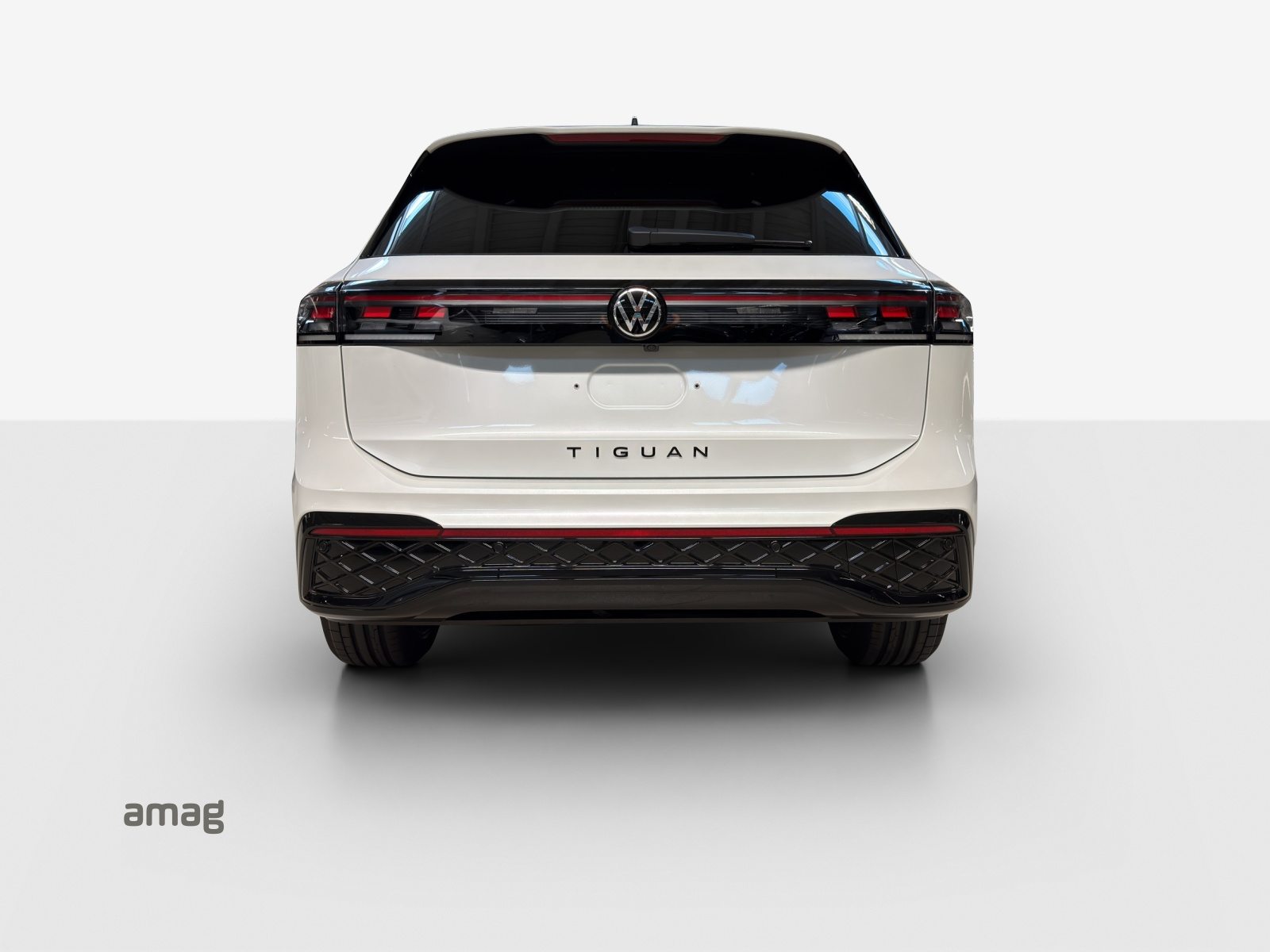 VW Tiguan R-Line Plus, Petrol, New car, Automatic - 4