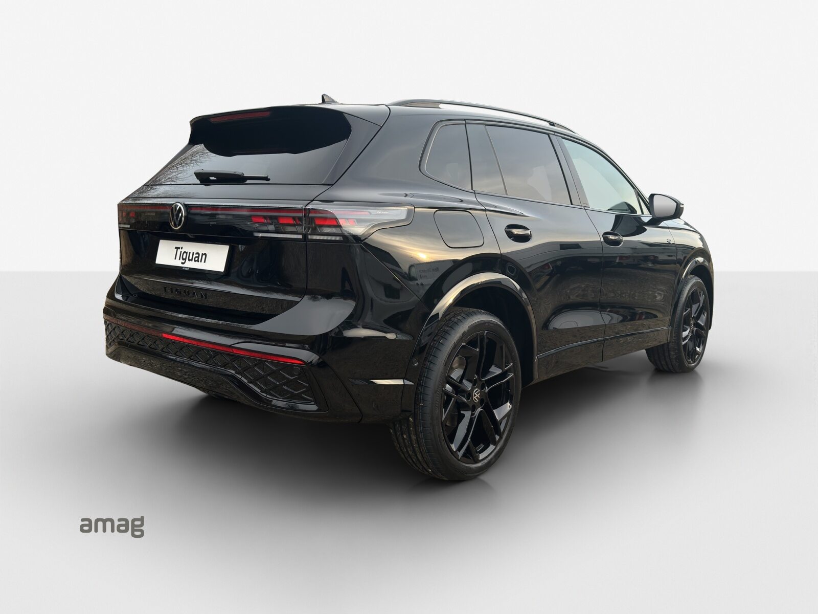 VW Tiguan R-Line Plus, Benzin, Neuwagen, Automatik - 5