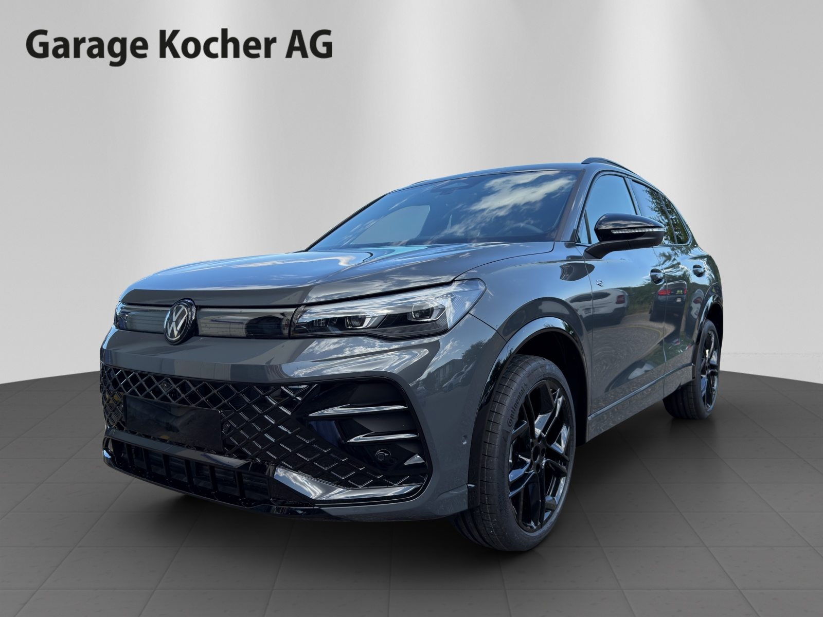 VW Tiguan R-Line Plus