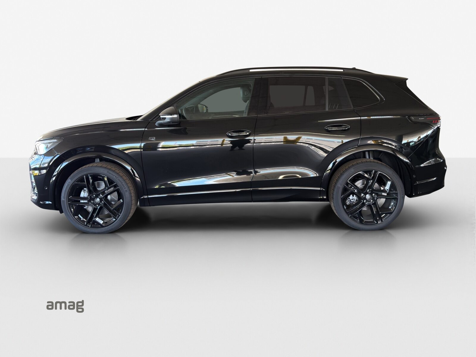 VW Tiguan R-Line Plus, Petrol, New car, Automatic - 2