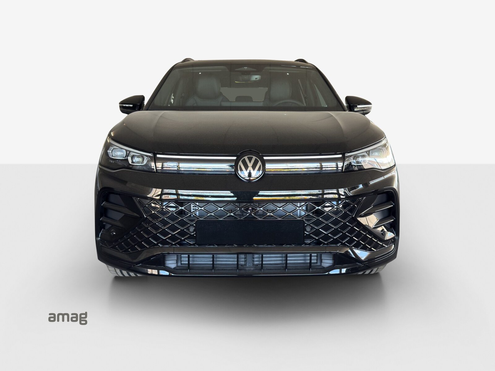 VW Tiguan R-Line Plus, Petrol, New car, Automatic - 7