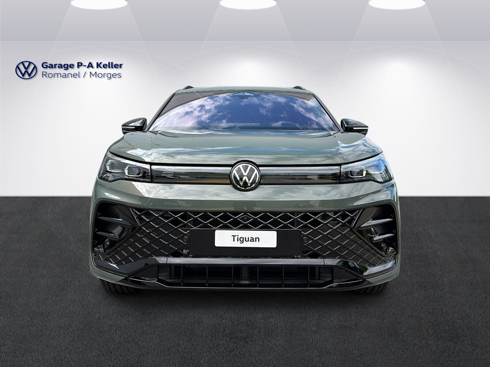 VW Tiguan R-Line Plus, Petrol, New car, Automatic - 2