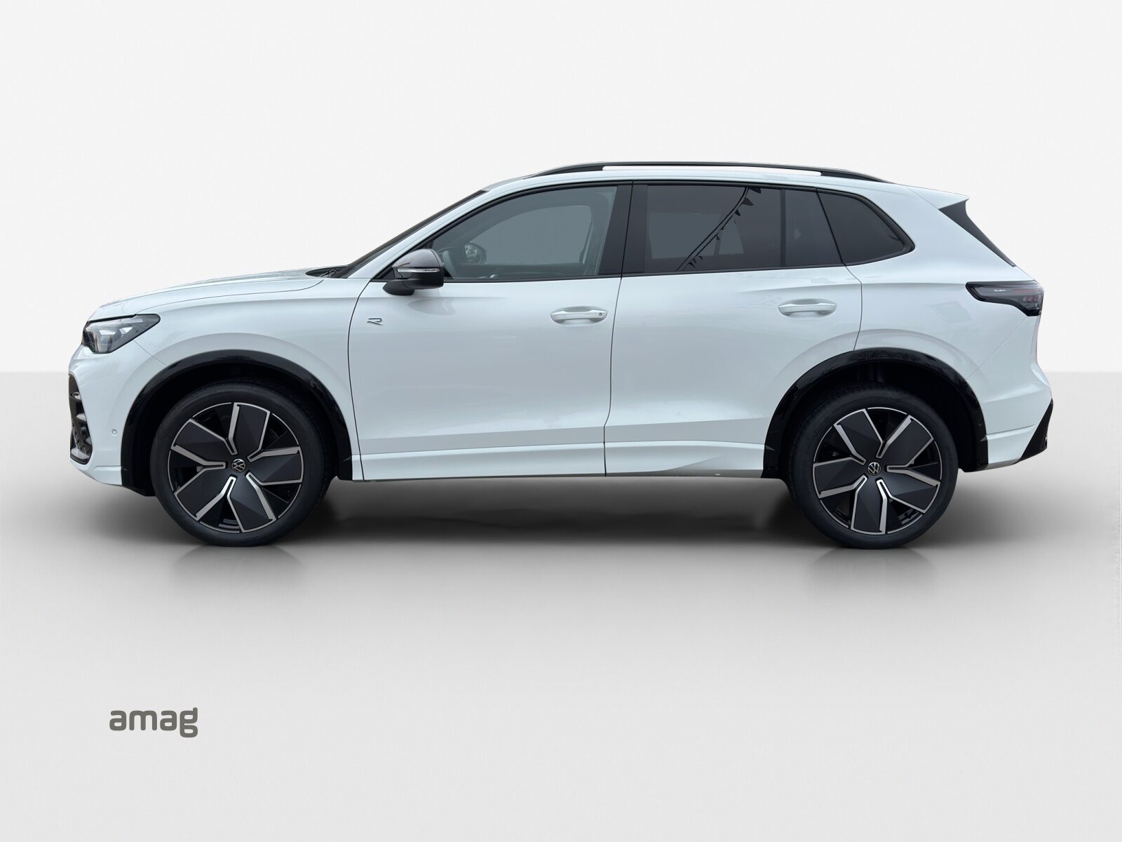 VW Tiguan R-Line, Essence, Voiture nouvelle, Automatique - 2