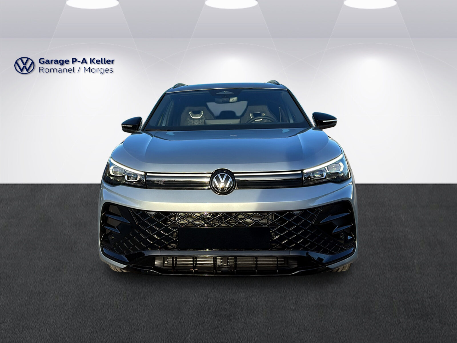 VW Tiguan R-Line UNITED, Petrol, New car, Automatic - 2