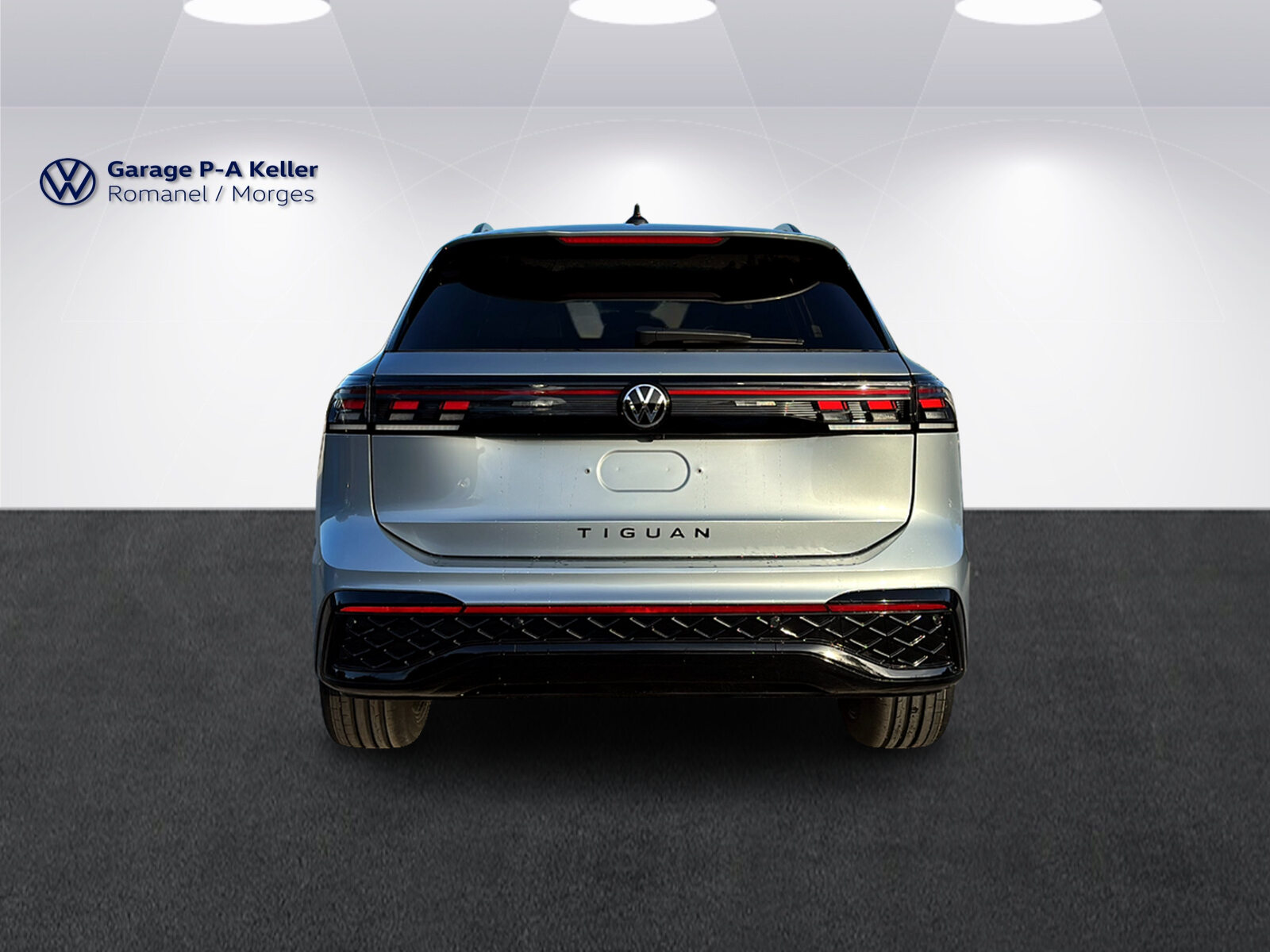 VW Tiguan R-Line UNITED, Petrol, New car, Automatic - 5