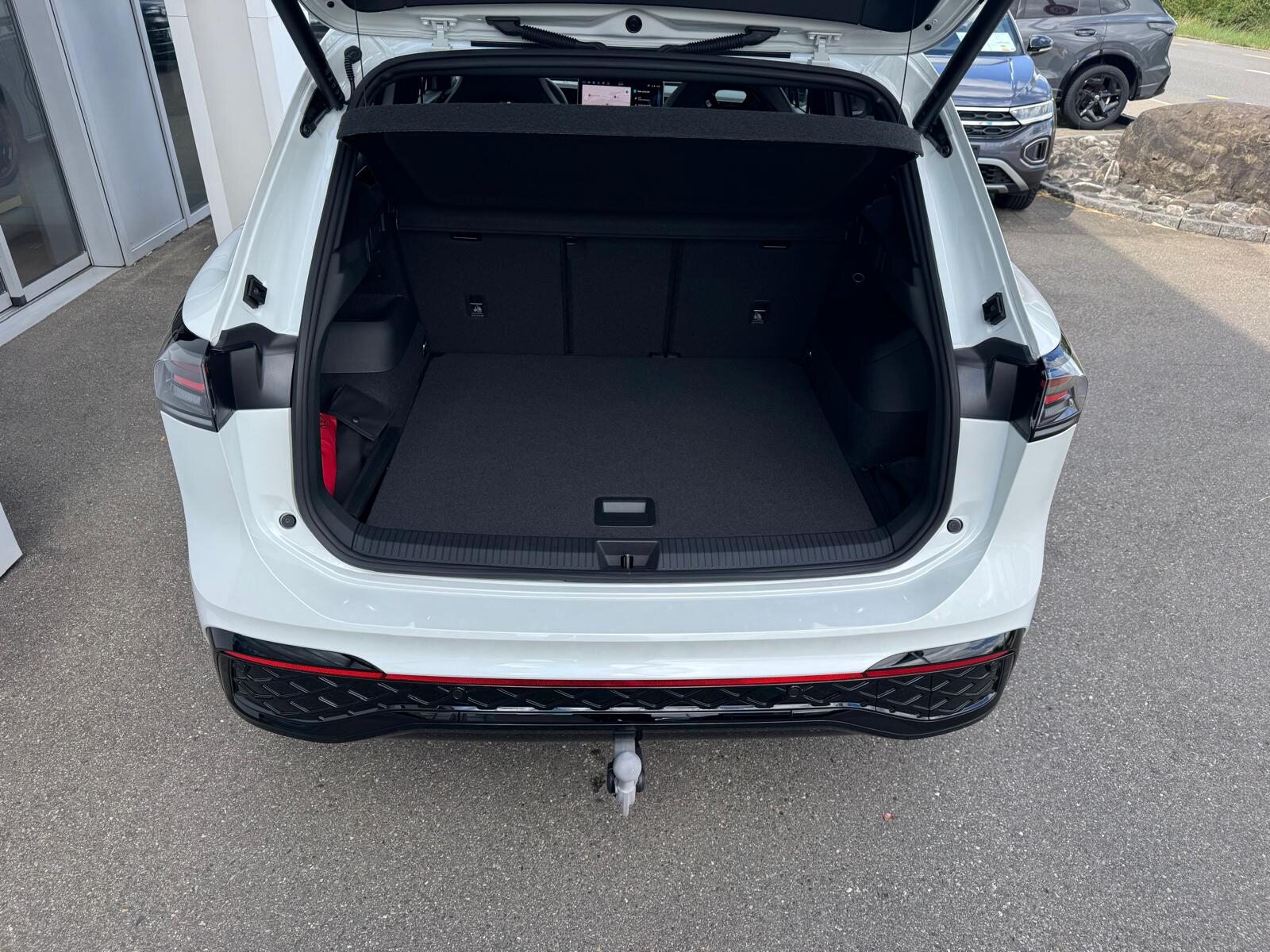 VW Tiguan R-Line Plus, Benzina, Auto nuove, Automatico - 4
