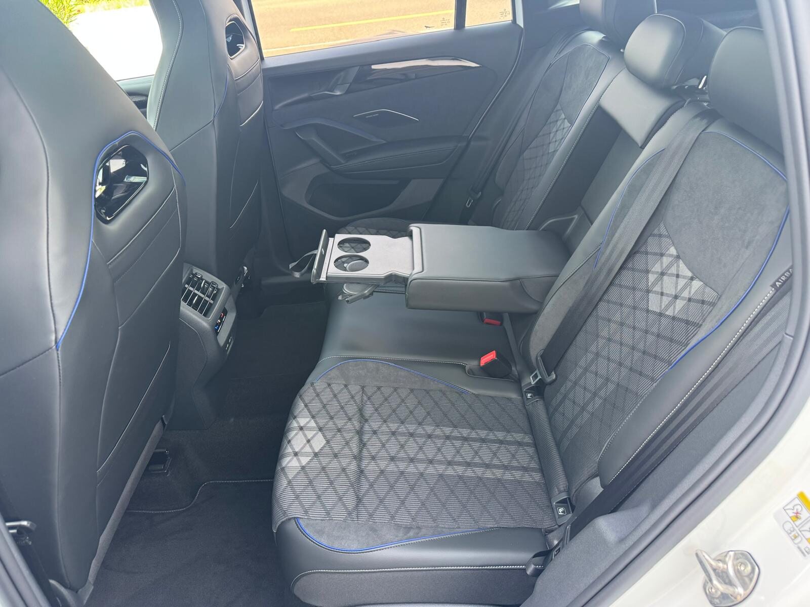 VW Tiguan R-Line Plus, Benzina, Auto nuove, Automatico - 6