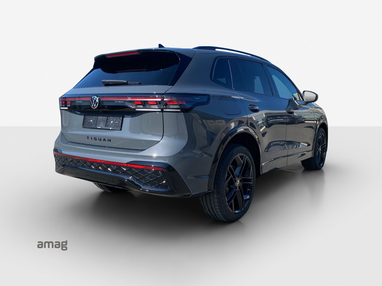 VW Tiguan R-Line Plus, Benzin, Neuwagen, Automatik - 5