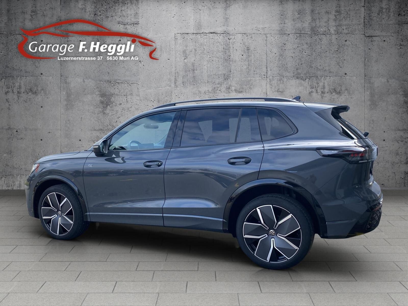 VW Tiguan 2.0 TSI R-Line DSG 4motion, Benzina, Auto nuove, Automatico - 4