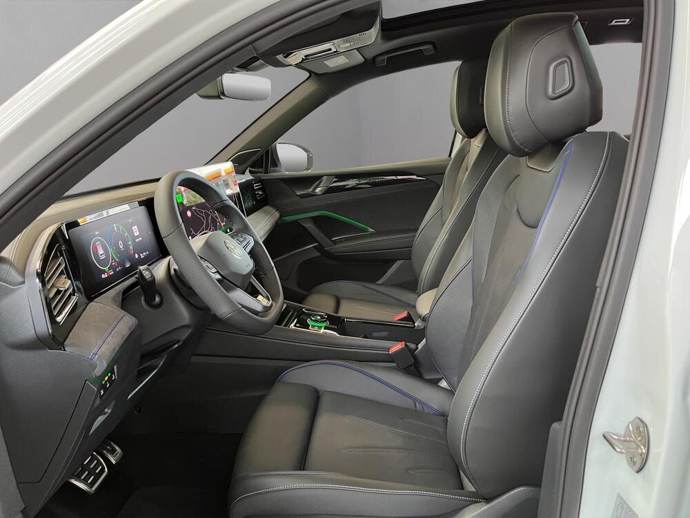 VW Tiguan R-Line UNITED, Full-Hybrid Petrol/Electric, New car, Automatic - 6