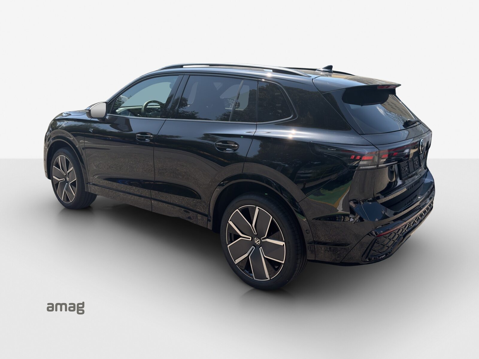 VW Tiguan R-Line, Benzin, Neuwagen, Automatik - 3