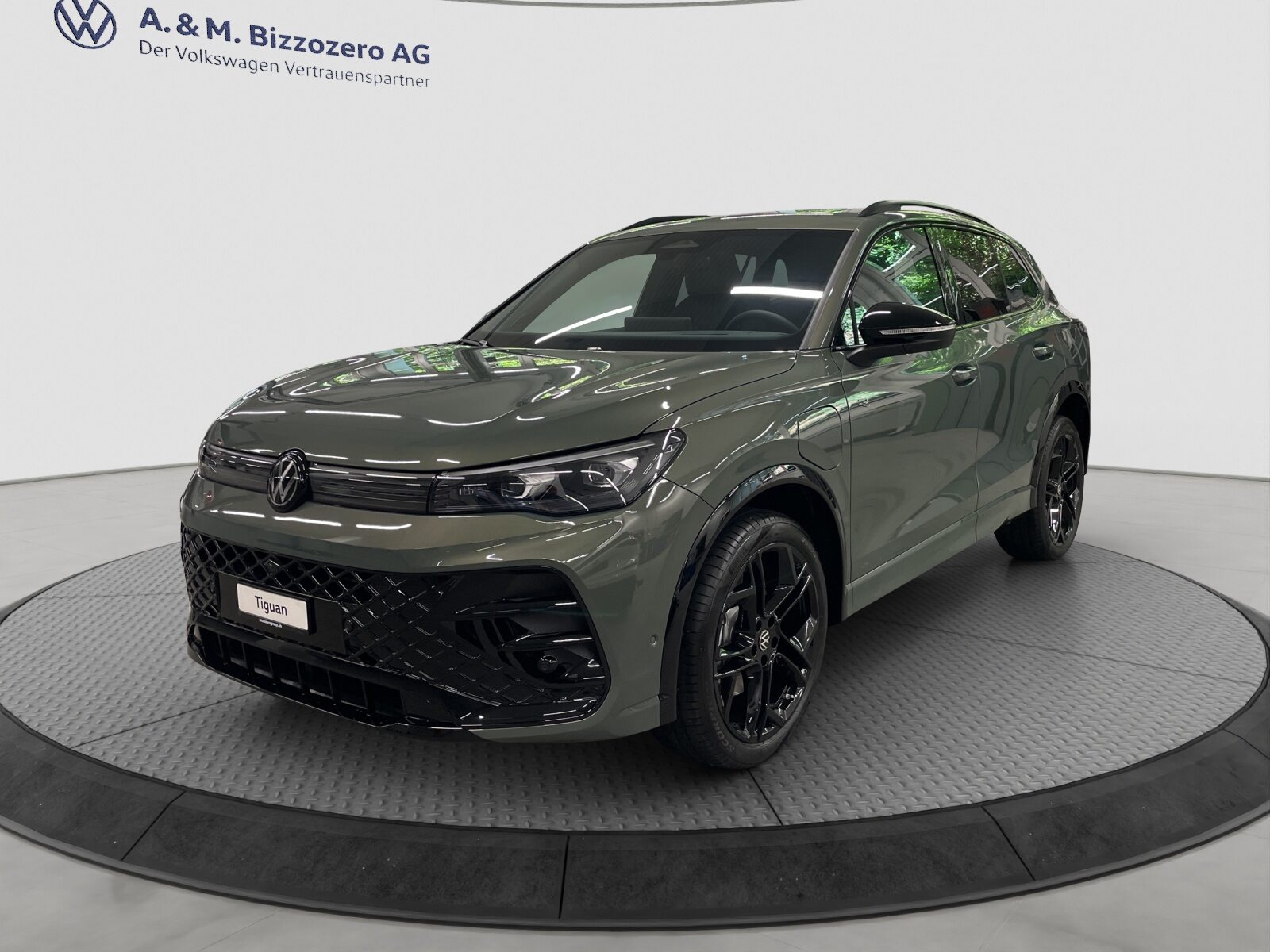 VW Tiguan R-Line UNITED
