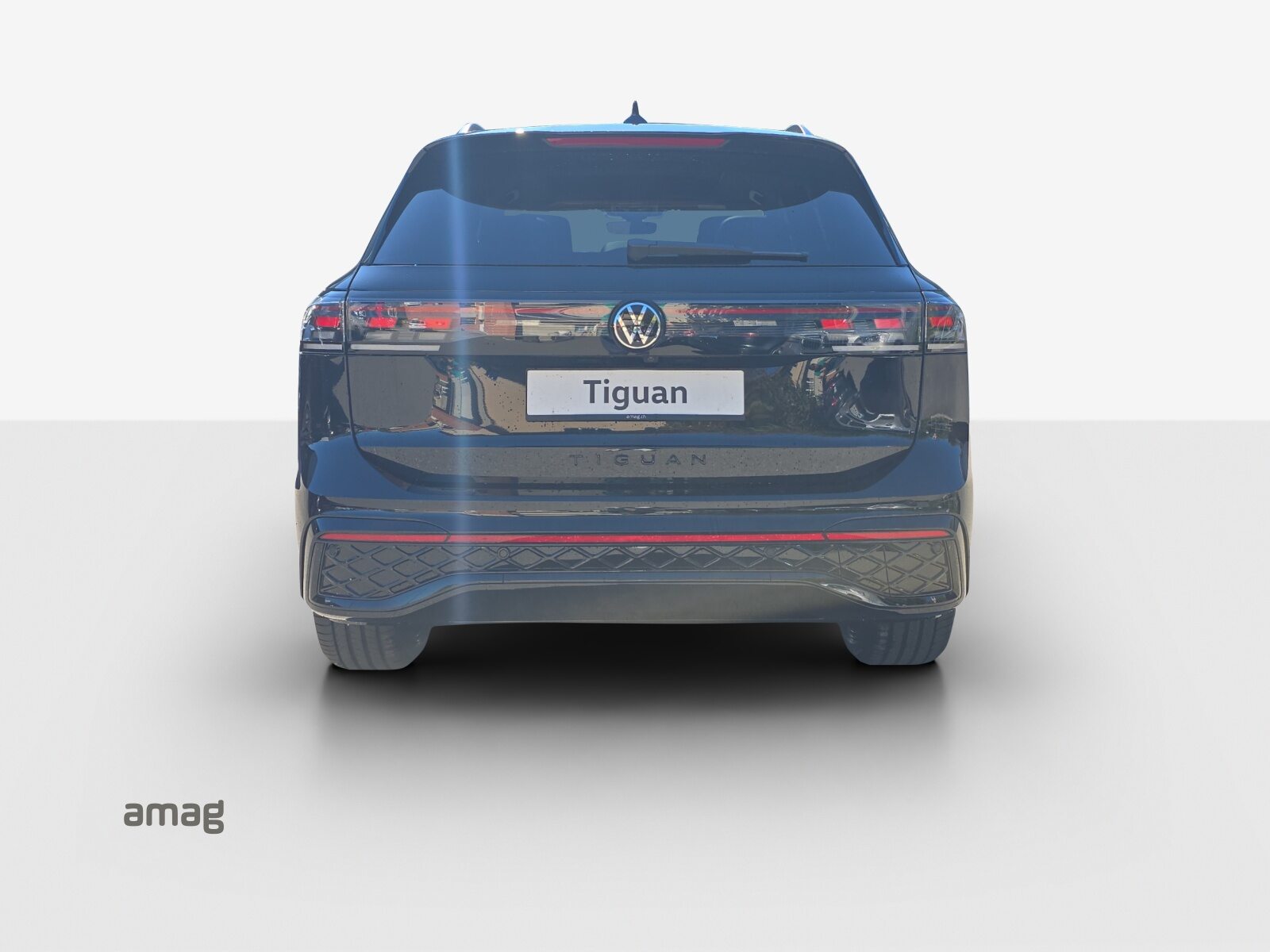 VW Tiguan R-Line UNITED, Essence, Voiture nouvelle, Automatique - 4