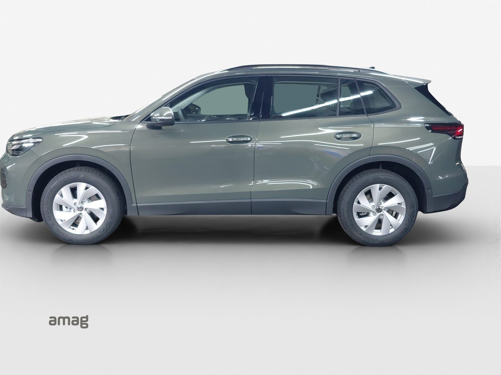 VW Tiguan Trend, Petrol, New car, Automatic - 2