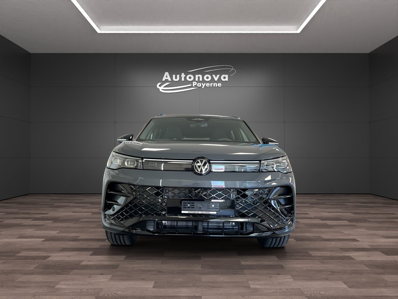 VW Tiguan R-Line, Hybride Integrale Benzina/Elettrica, Auto nuove, Automatico - 2