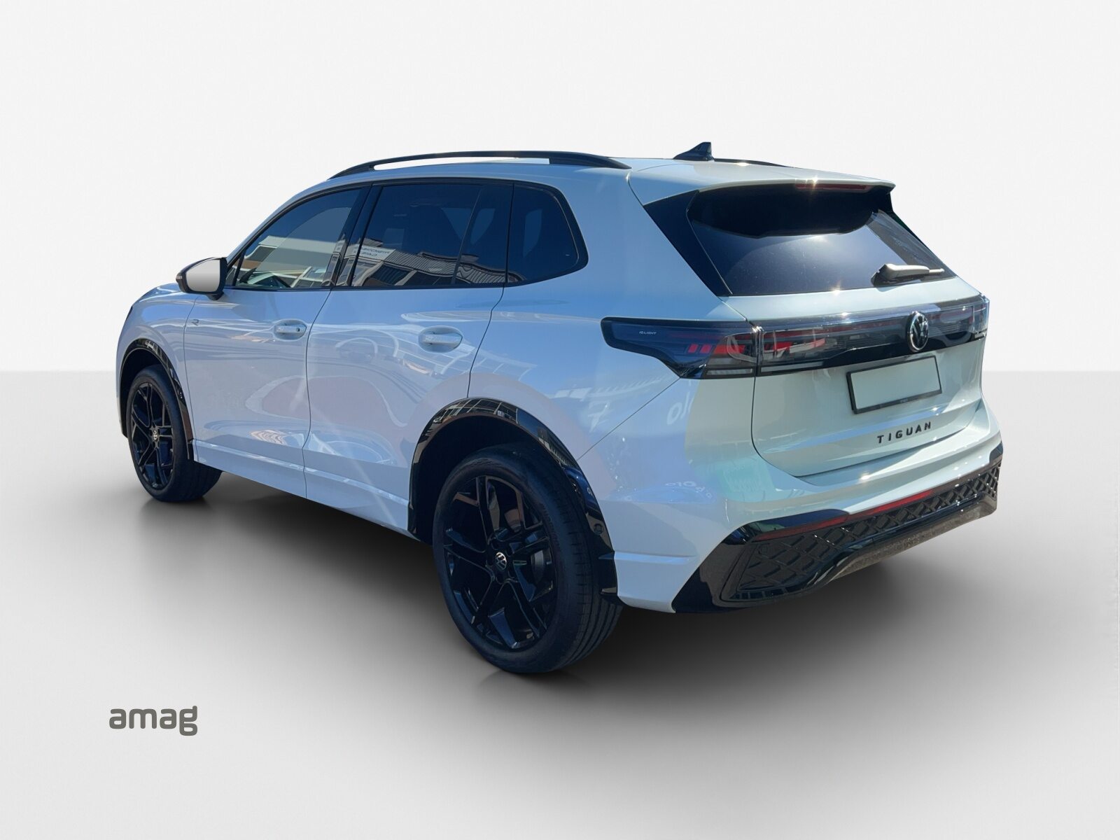 VW Tiguan R-Line UNITED, Benzin, Neuwagen, Automatik - 3