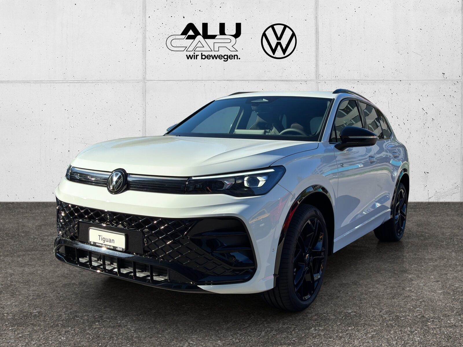 VW Tiguan R-Line UNITED