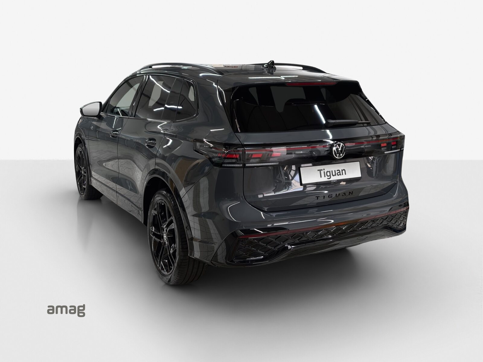 VW Tiguan R-Line, Benzin, Neuwagen, Automatik - 3