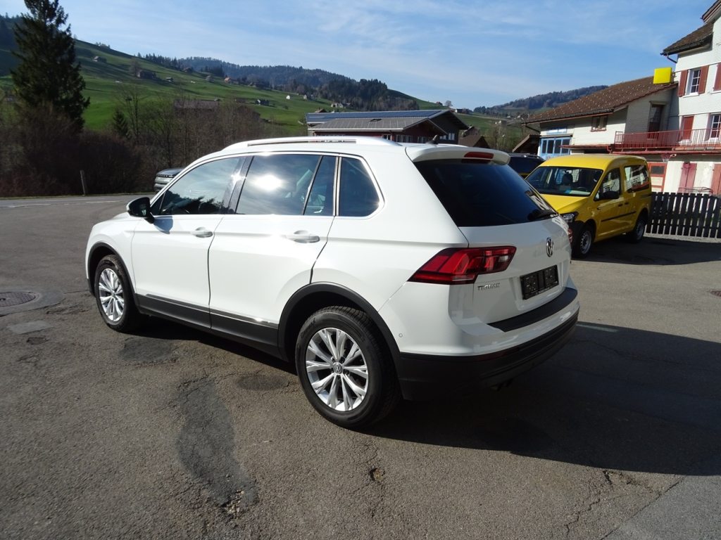 VW TIGUAN 2.0 TSI Comfortline DSG, Petrol, Second hand / Used, Automatic - 5