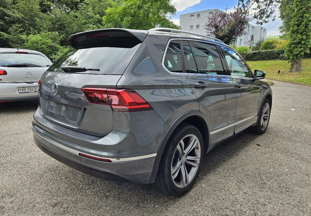 VW TIGUAN 2.0 TSI Highline DSG, Benzin, Occasion / Gebraucht, Automatik - 2