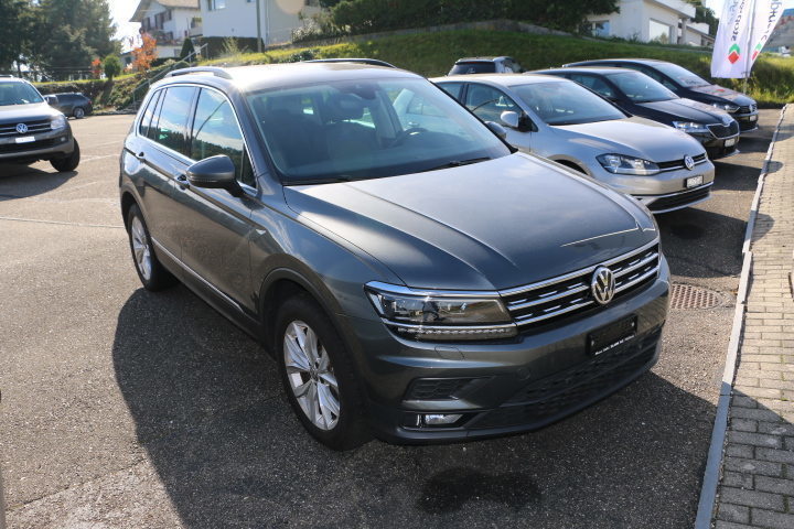 VW Tiguan 2.0 TSI Comfortline DSG, Essence, Occasion / Utilisé, Automatique - 2