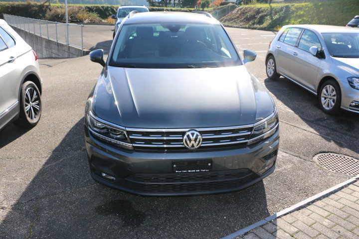 VW Tiguan 2.0 TSI Comfortline DSG, Essence, Occasion / Utilisé, Automatique - 3