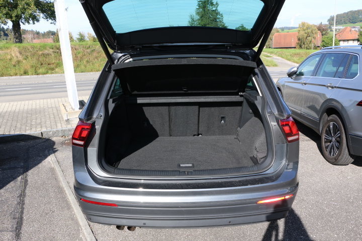 VW Tiguan 2.0 TSI Comfortline DSG, Essence, Occasion / Utilisé, Automatique - 7
