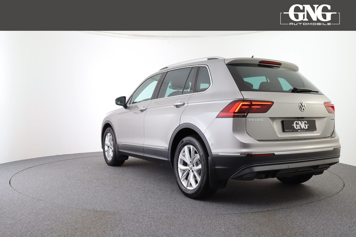 VW Tiguan Highline, Benzin, Occasion / Gebraucht, Automatik - 3