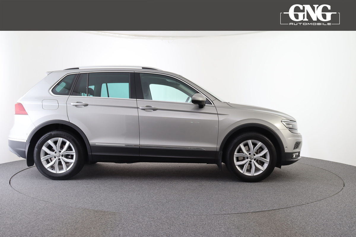 VW Tiguan Highline, Benzin, Occasion / Gebraucht, Automatik - 6