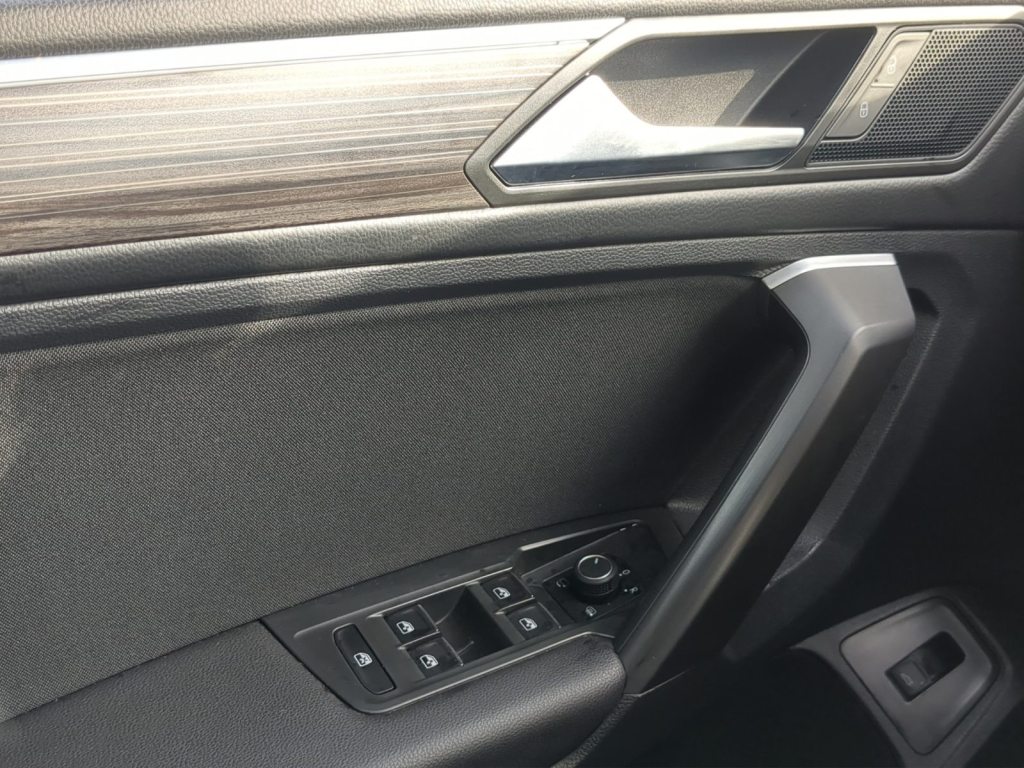 VW Tiguan Allspace 2.0 TSI Elegance DSG, Benzin, Occasion / Gebraucht, Automatik - 5