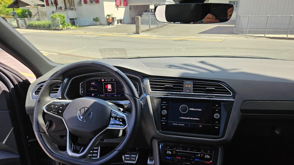 VW TIGUAN 2.0 TSI R-Line DSG, Benzin, Occasion / Gebraucht, Automatik - 5
